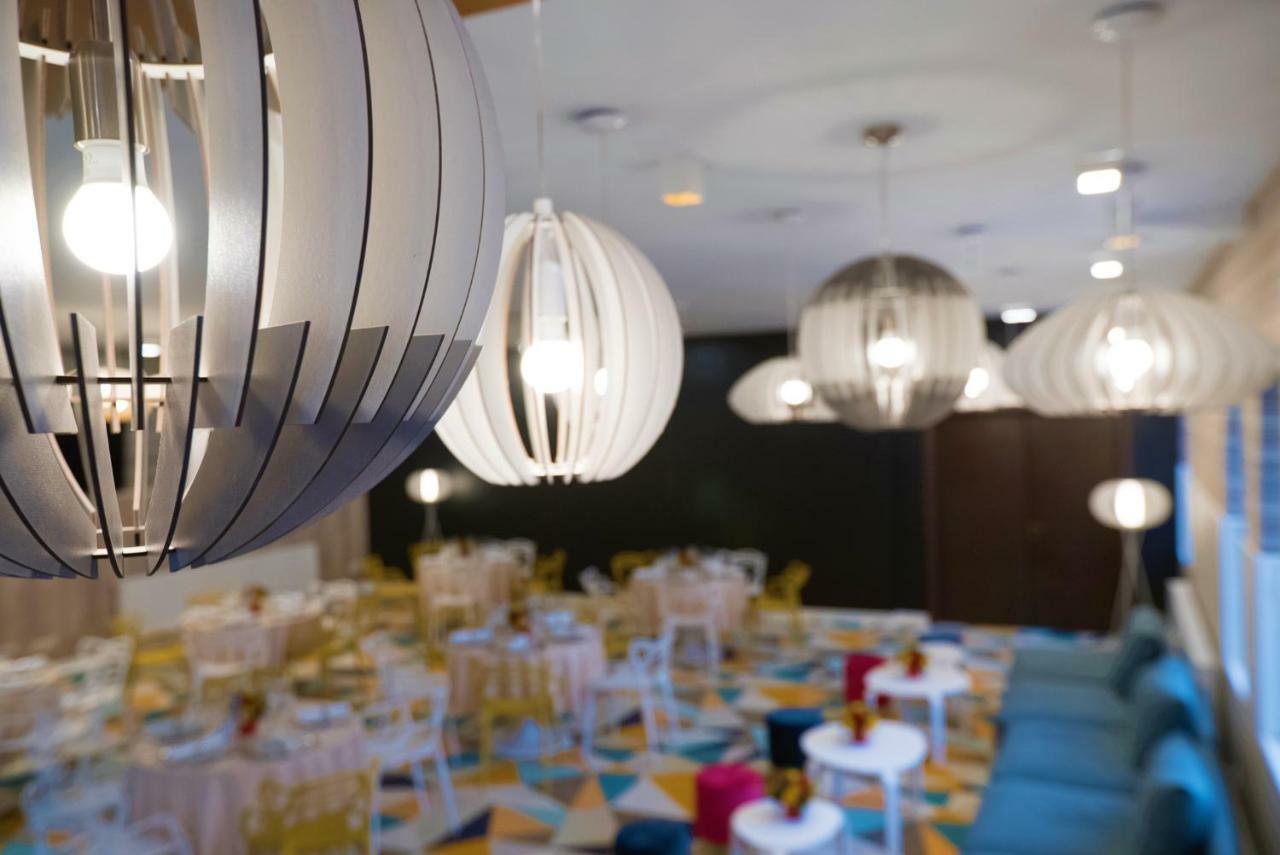 Best Western Plus Briston Otopeni Luaran gambar
