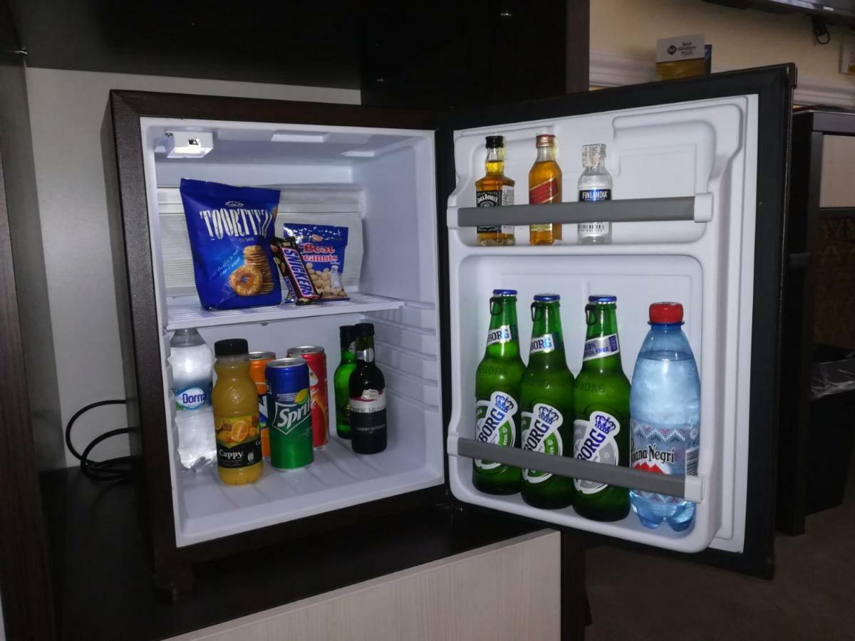 Best Western Plus Briston Otopeni Bilik gambar